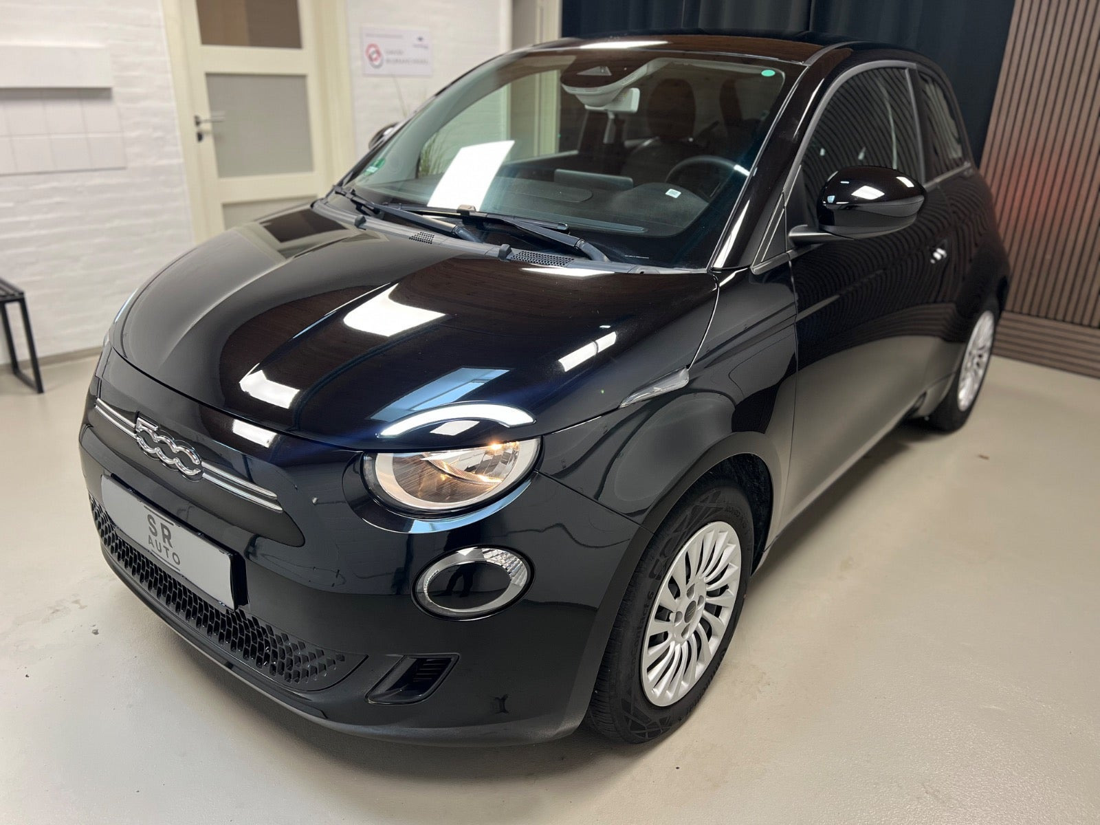 Sort Fiat 500e fra 2023