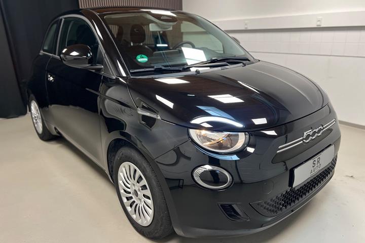 Sort Fiat 500e fra 2023