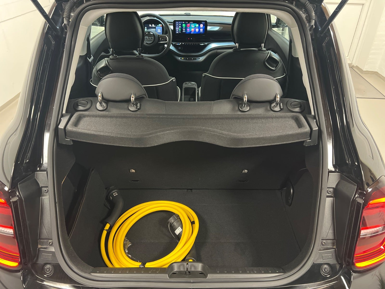 Sort Fiat 500e fra 2023