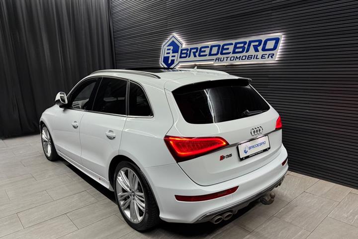 Hvid Audi SQ5 fra 2014