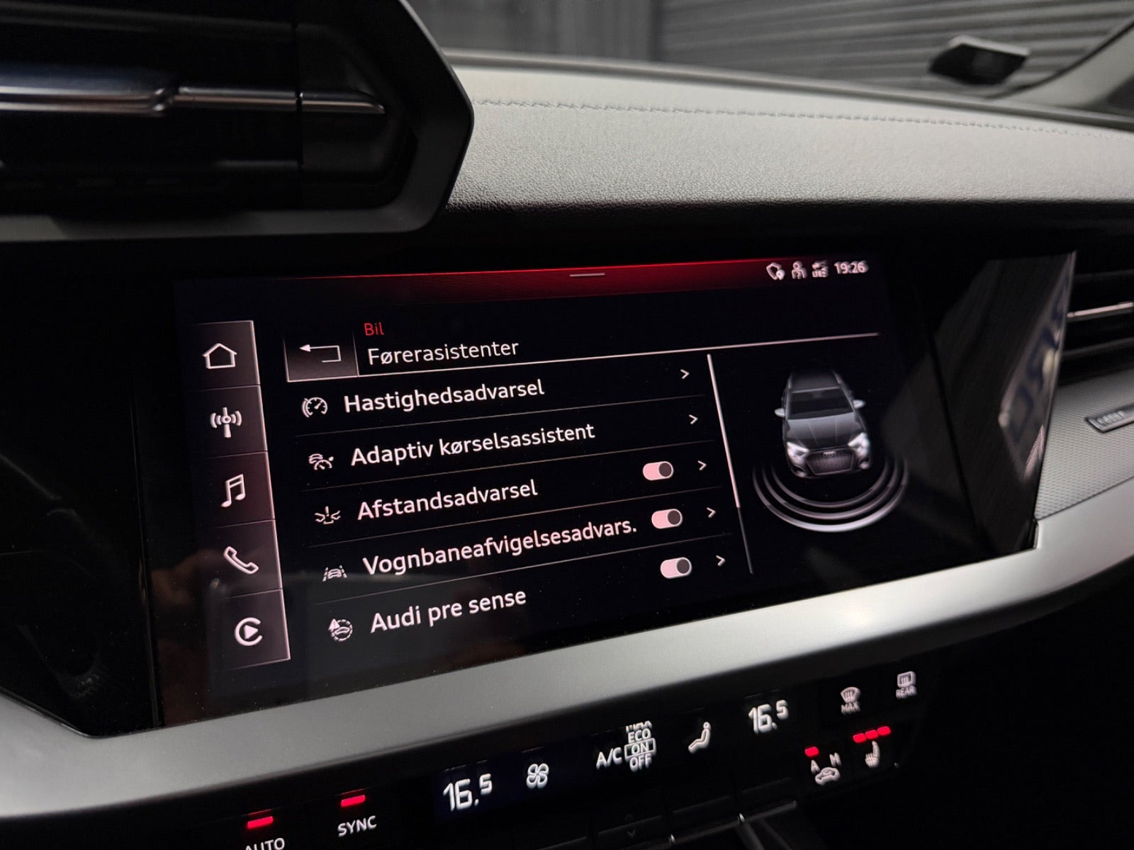Blå Audi A3 fra 2021