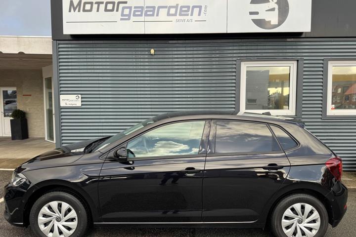 Sort VW Polo fra 2023