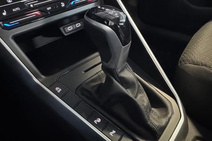 Sort VW Polo fra 2023