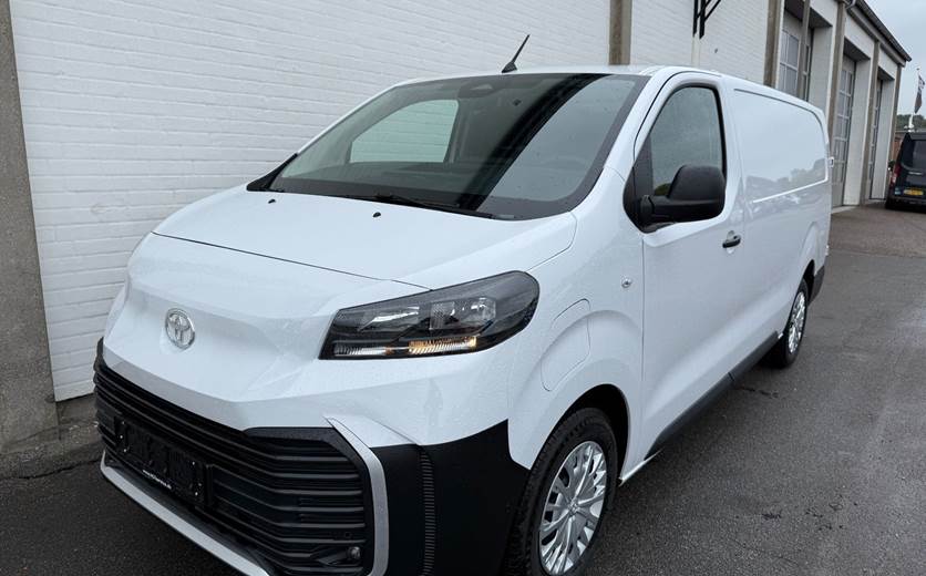Toyota ProAce 75 Long Comfort Master+