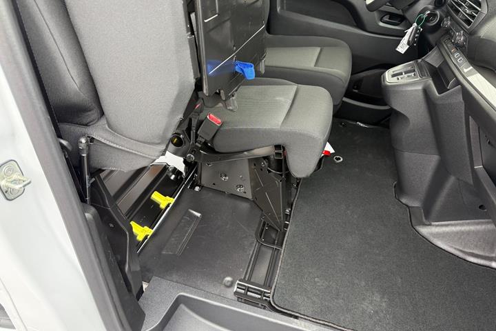 Hvid Toyota ProAce fra 2026