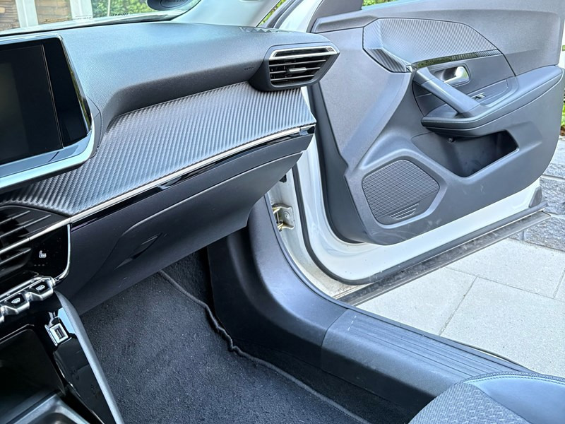 undefined Peugeot 2008 fra 2020