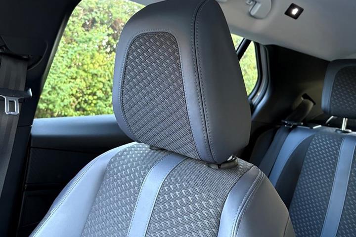 undefined Peugeot 2008 fra 2020