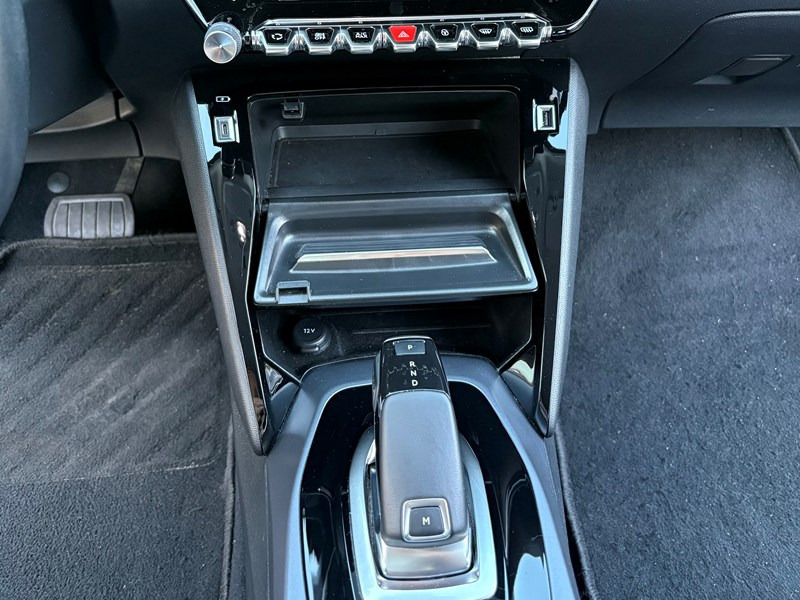 undefined Peugeot 2008 fra 2020