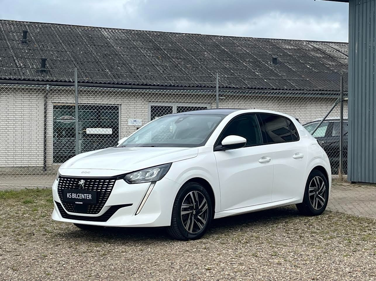 Peugeot 208 1,2 PureTech 100 Edition:210+