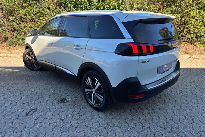 undefined Peugeot 5008 fra 2018