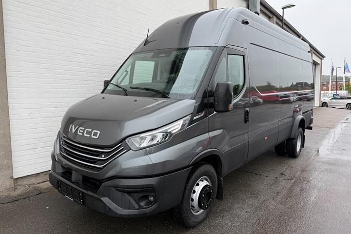 Grå Iveco Daily fra 2026