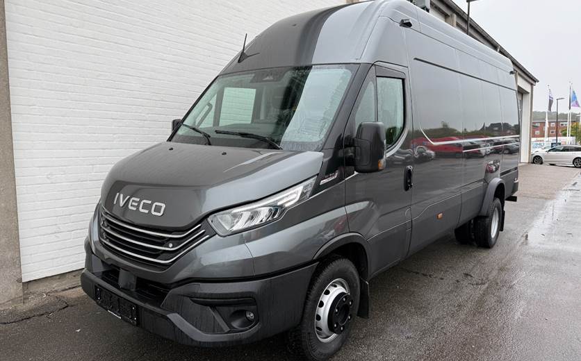 Iveco Daily 3,0 70C21H 4350mm Chassis AG8