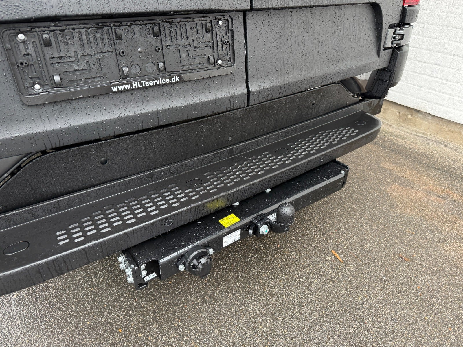 Grå Iveco Daily fra 2026