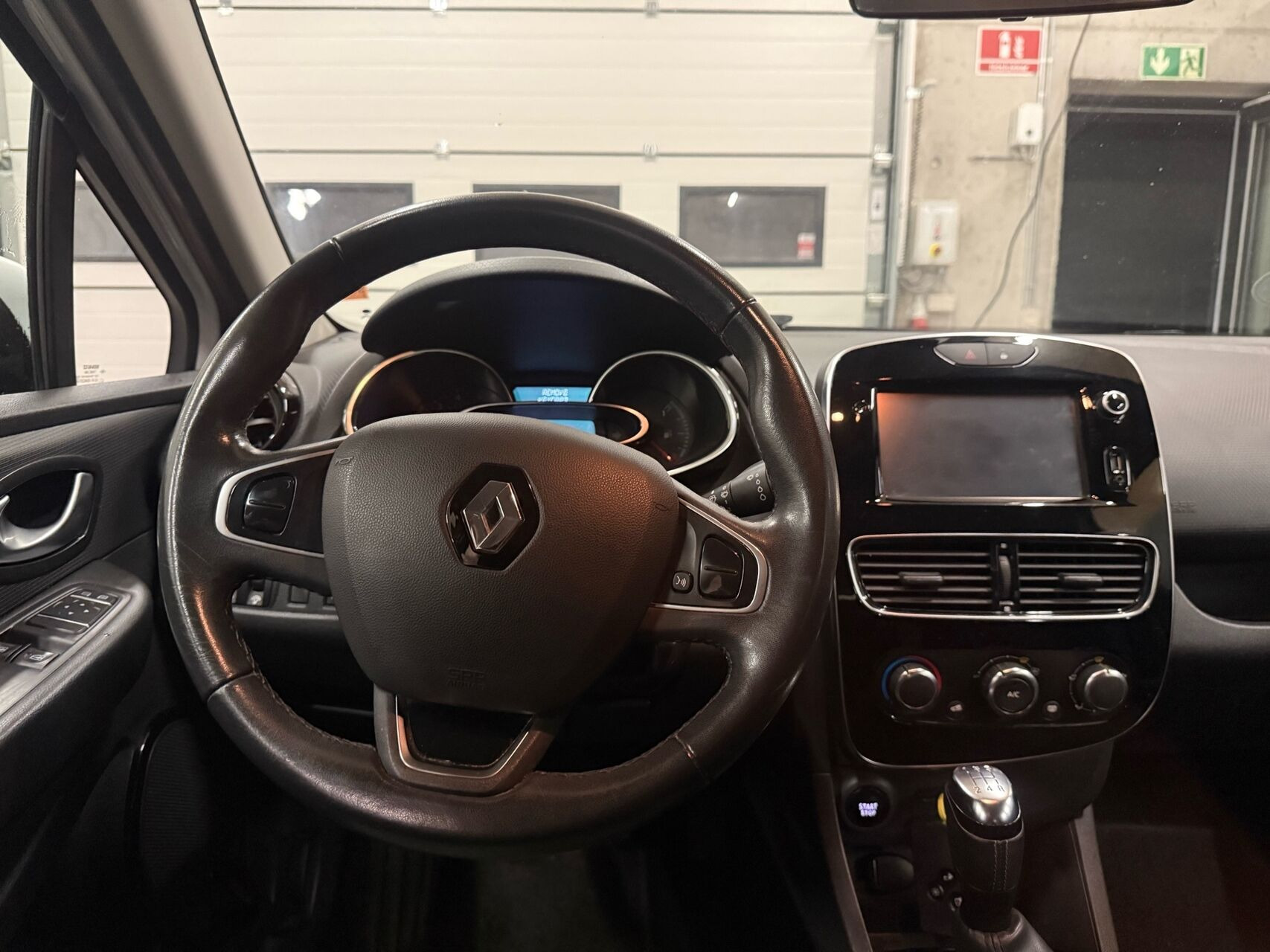 Hvid Renault Clio fra 2017