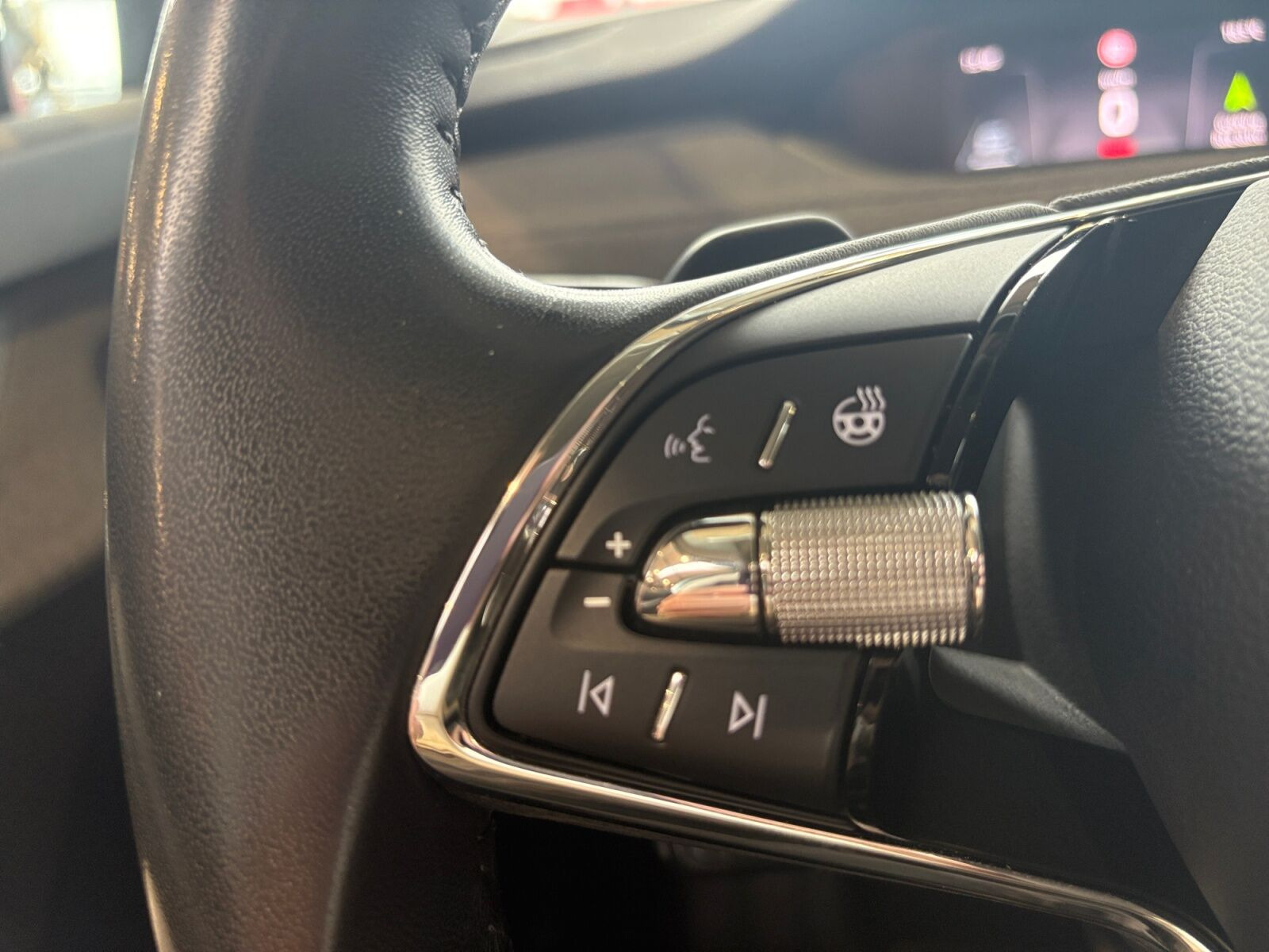 undefined Skoda Enyaq fra 2023