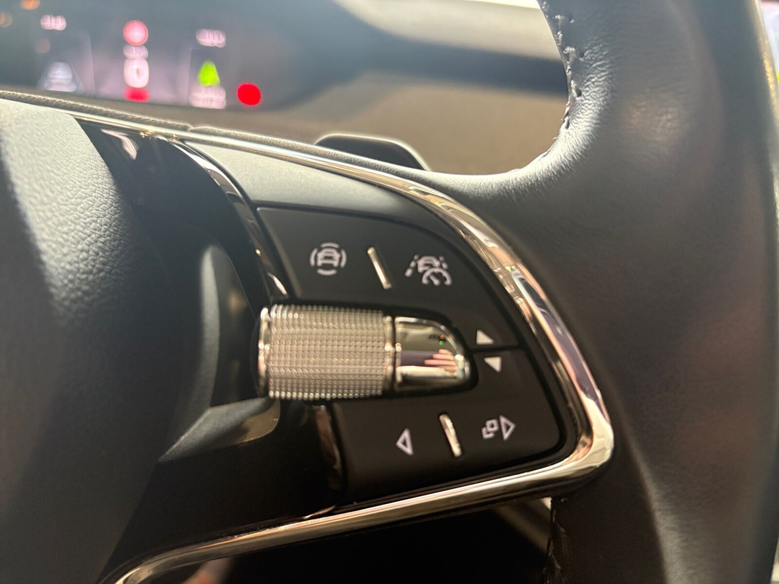 undefined Skoda Enyaq fra 2023