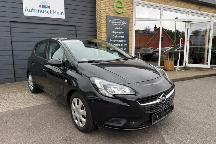Sort Opel Corsa fra 2015