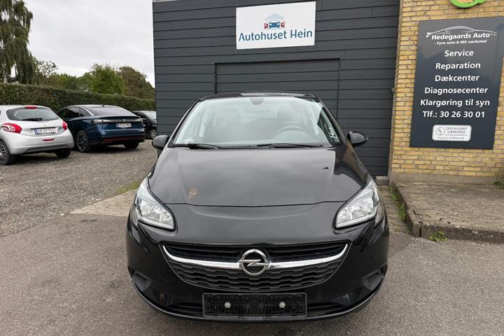 Sort Opel Corsa fra 2015