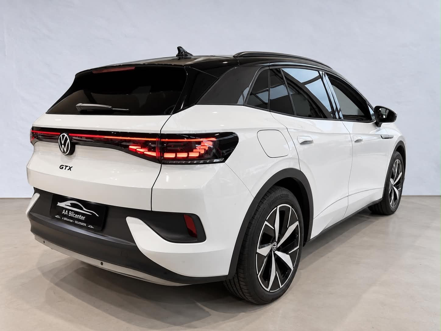 Hvid VW ID.4 fra 2021