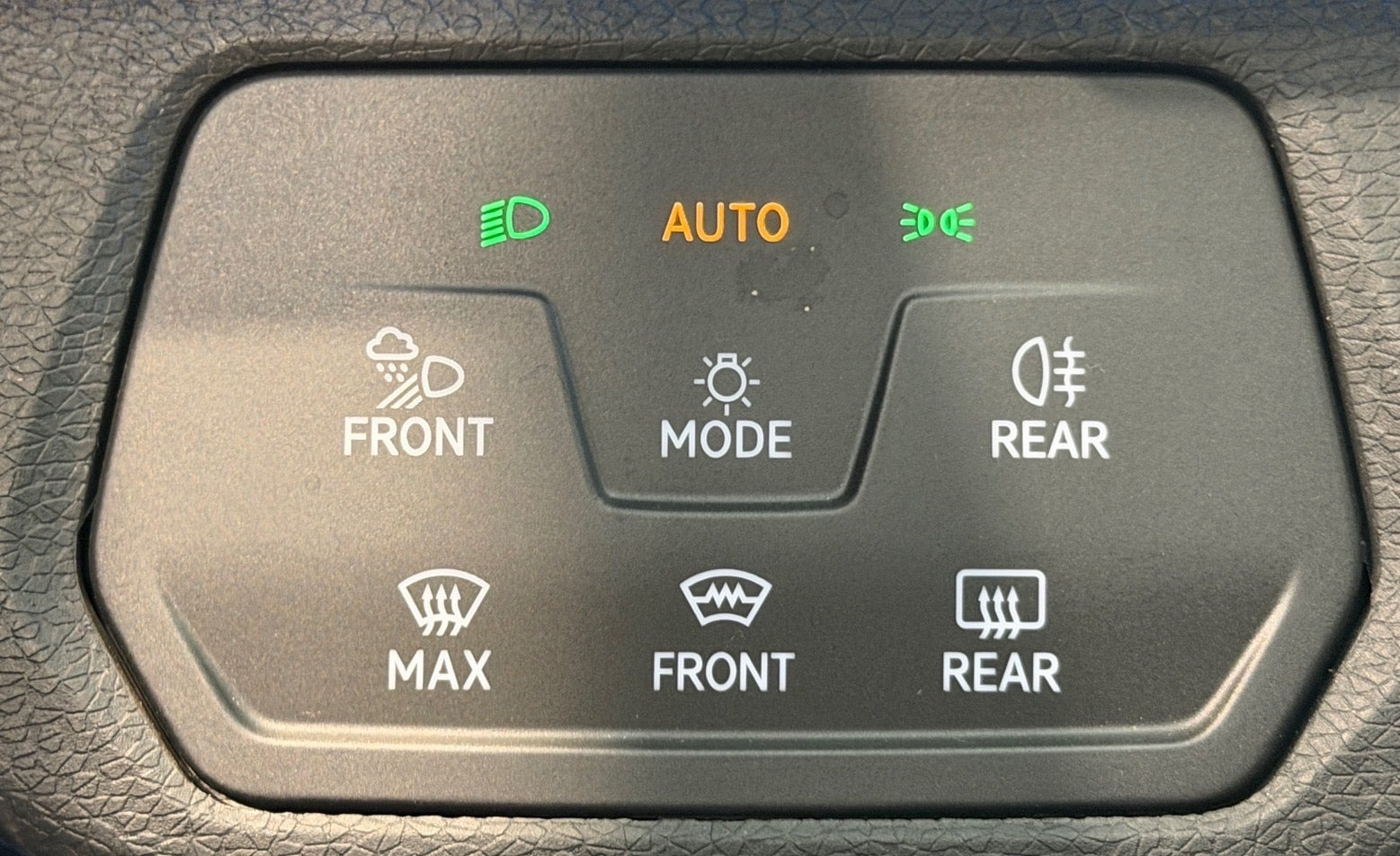 Hvid VW ID.4 fra 2021