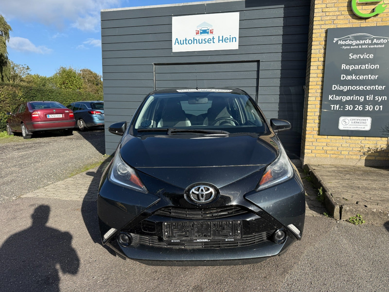 Grå Toyota Aygo fra 2017