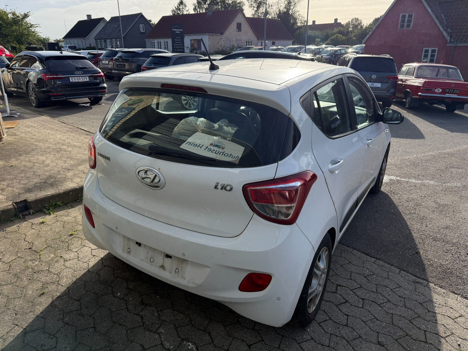 Hvid Hyundai i10 fra 2015