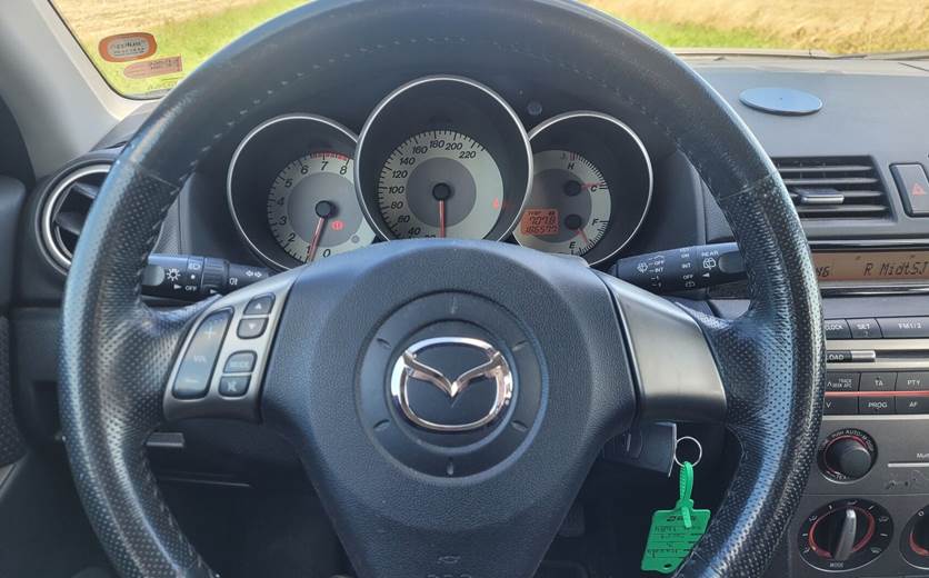 Mazda 3 1,6 Touring Plus 105HK 5d