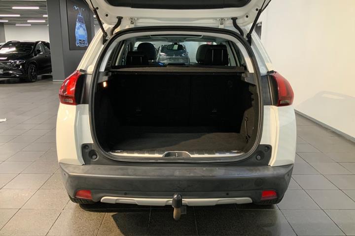 Hvid Peugeot 2008 fra 2017
