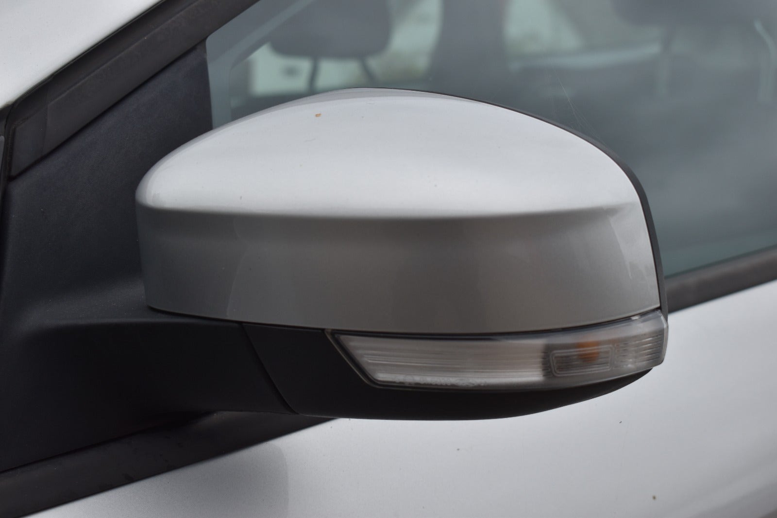 Sølv Ford Focus fra 2016
