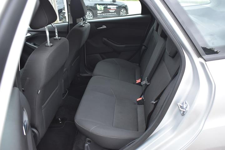 Sølv Ford Focus fra 2016