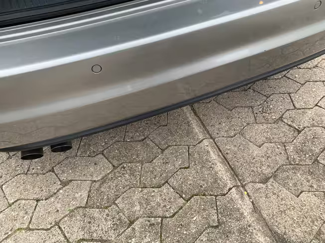 Grå VW Golf Sportsvan fra 2017