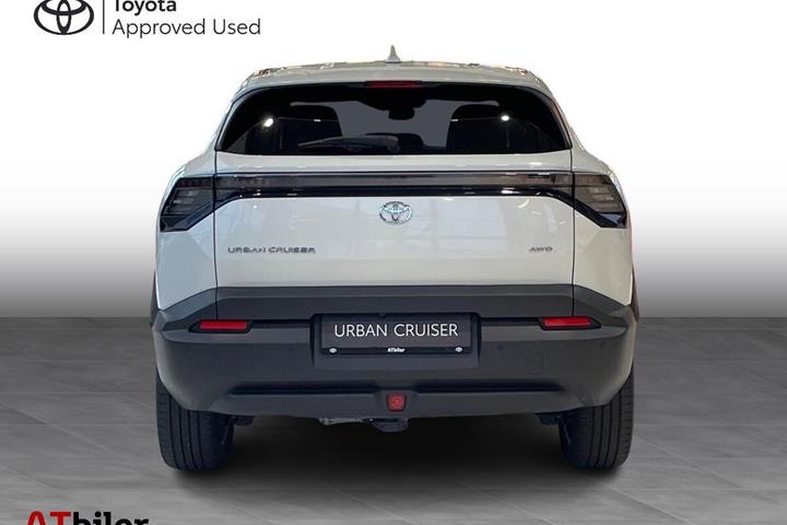 Hvid Toyota Urban Cruiser fra 2025