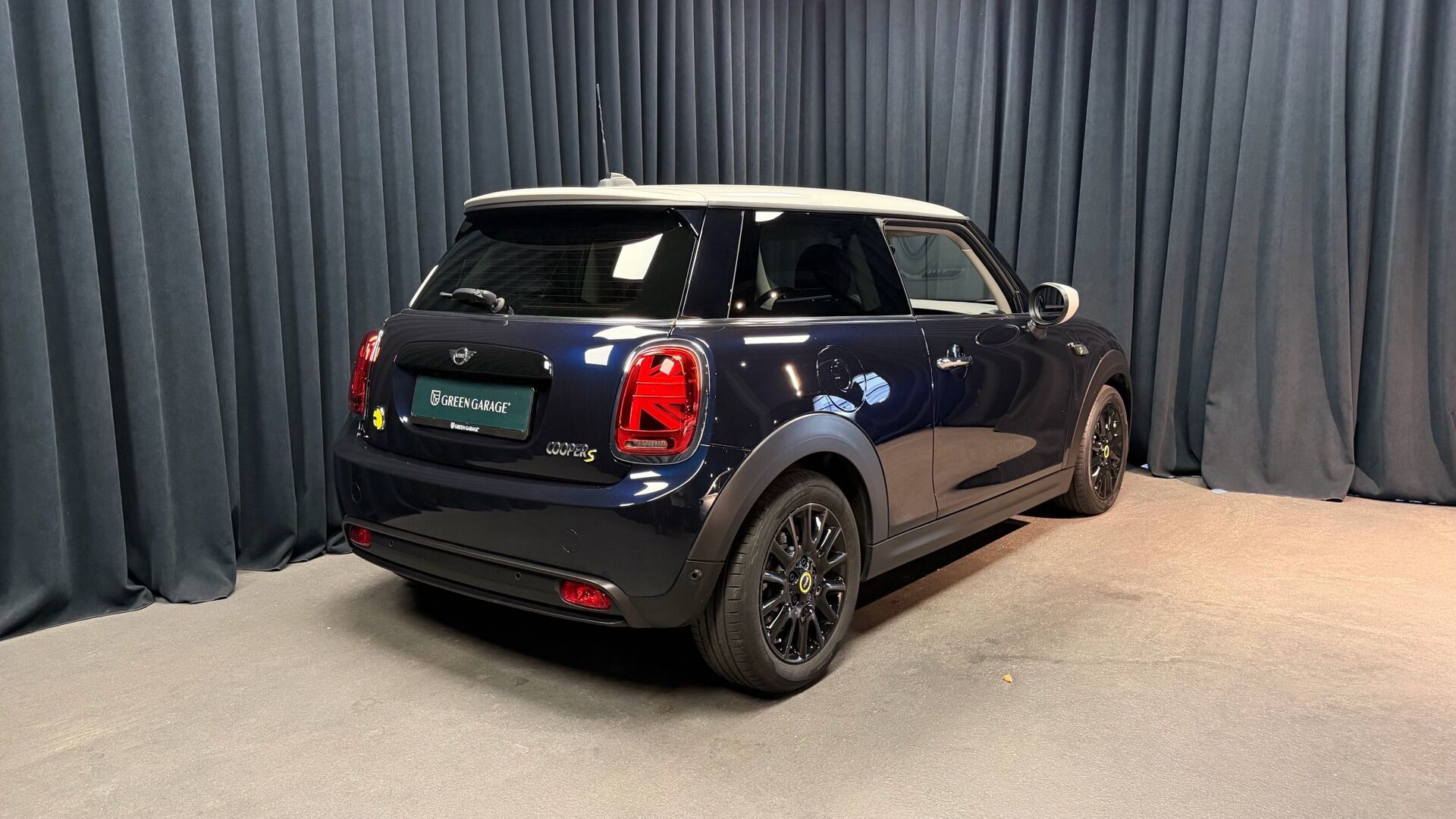 Sort Mini Cooper fra 2023
