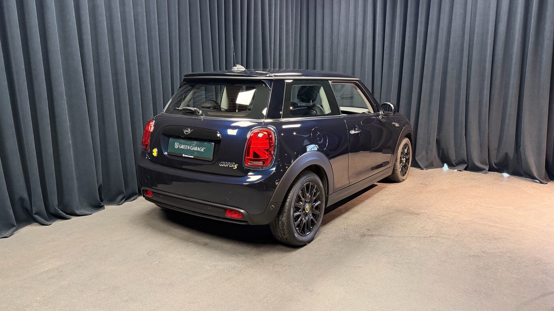 Sort Mini Cooper fra 2023