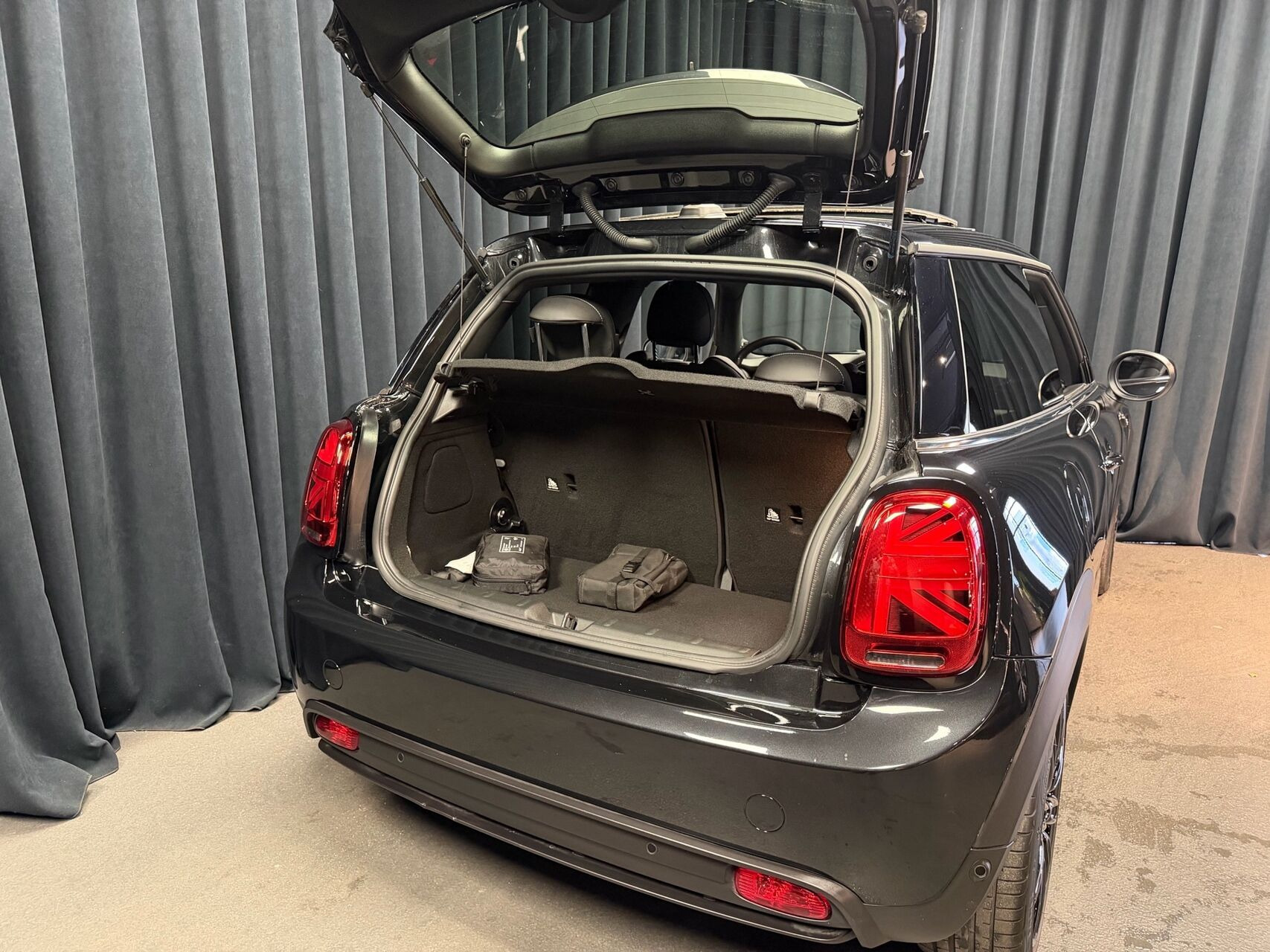 Sort Mini Cooper fra 2023