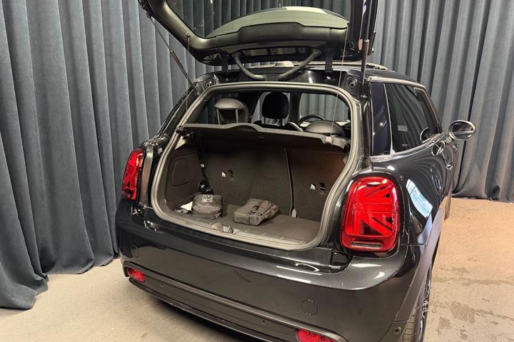 Sort Mini Cooper fra 2023