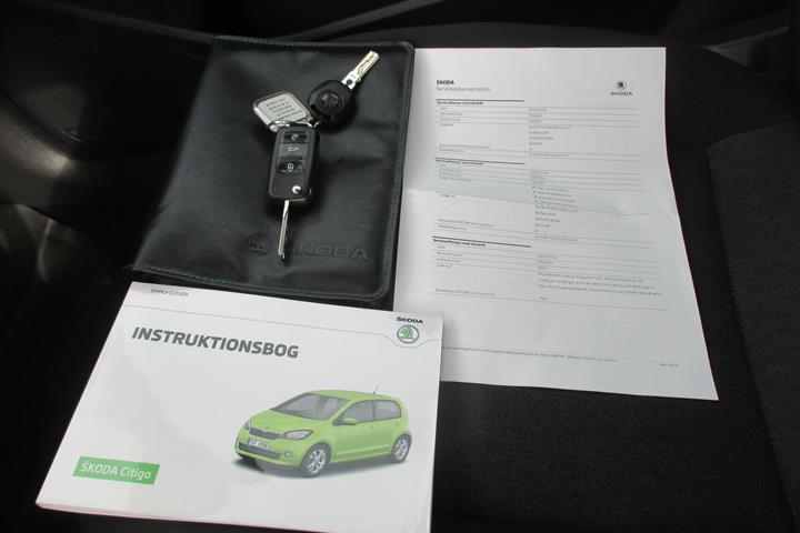 Blå Skoda Citigo fra 2016