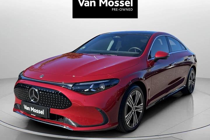 Rød Mercedes CLA250+ fra 2026