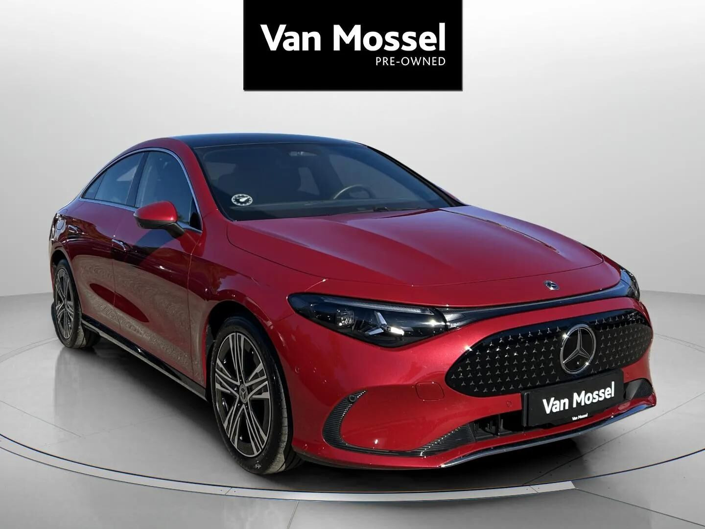 Rød Mercedes CLA250+ fra 2026