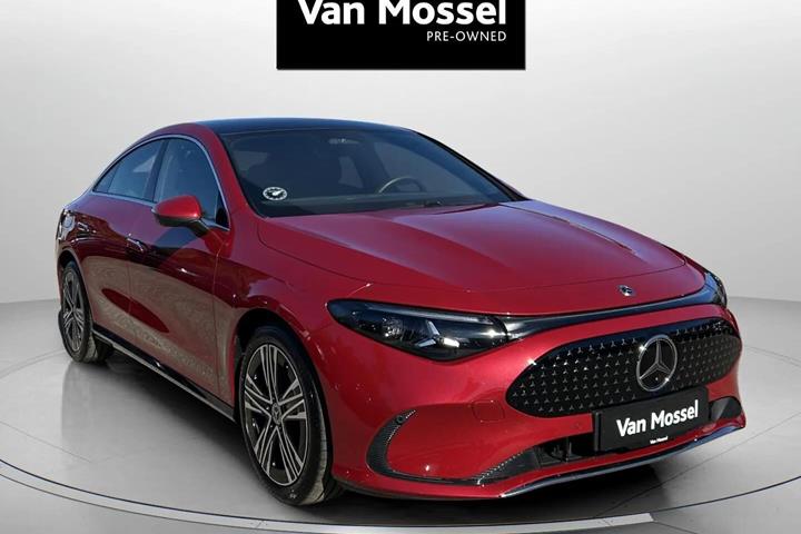 Rød Mercedes CLA250+ fra 2026