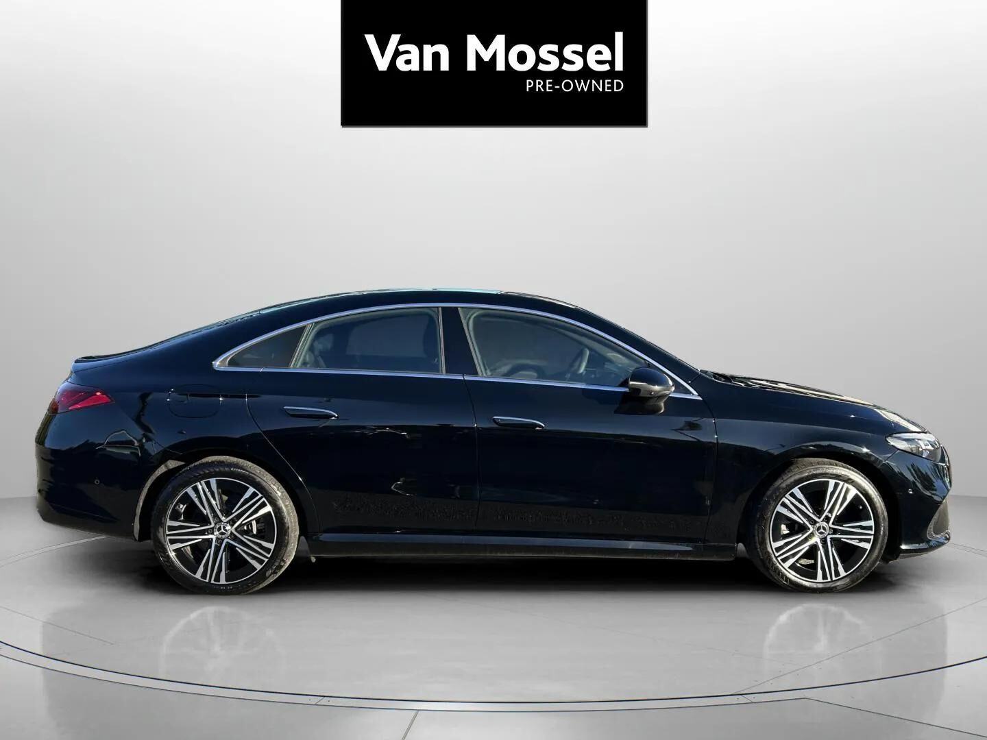 Sort Mercedes CLA250+ fra 2026