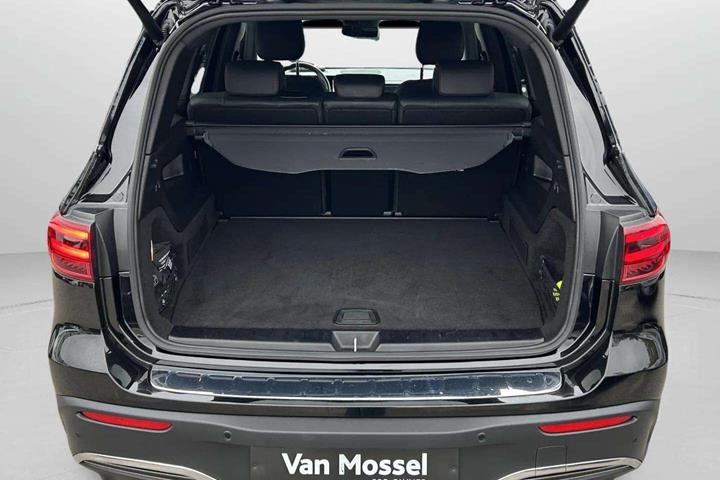 Sort Mercedes EQB250+ fra 2025