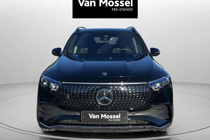 Sort Mercedes EQB250+ fra 2025