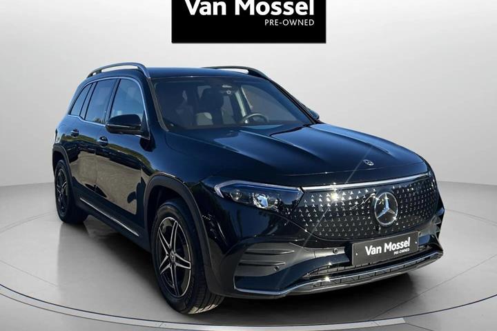 Sort Mercedes EQB250+ fra 2025