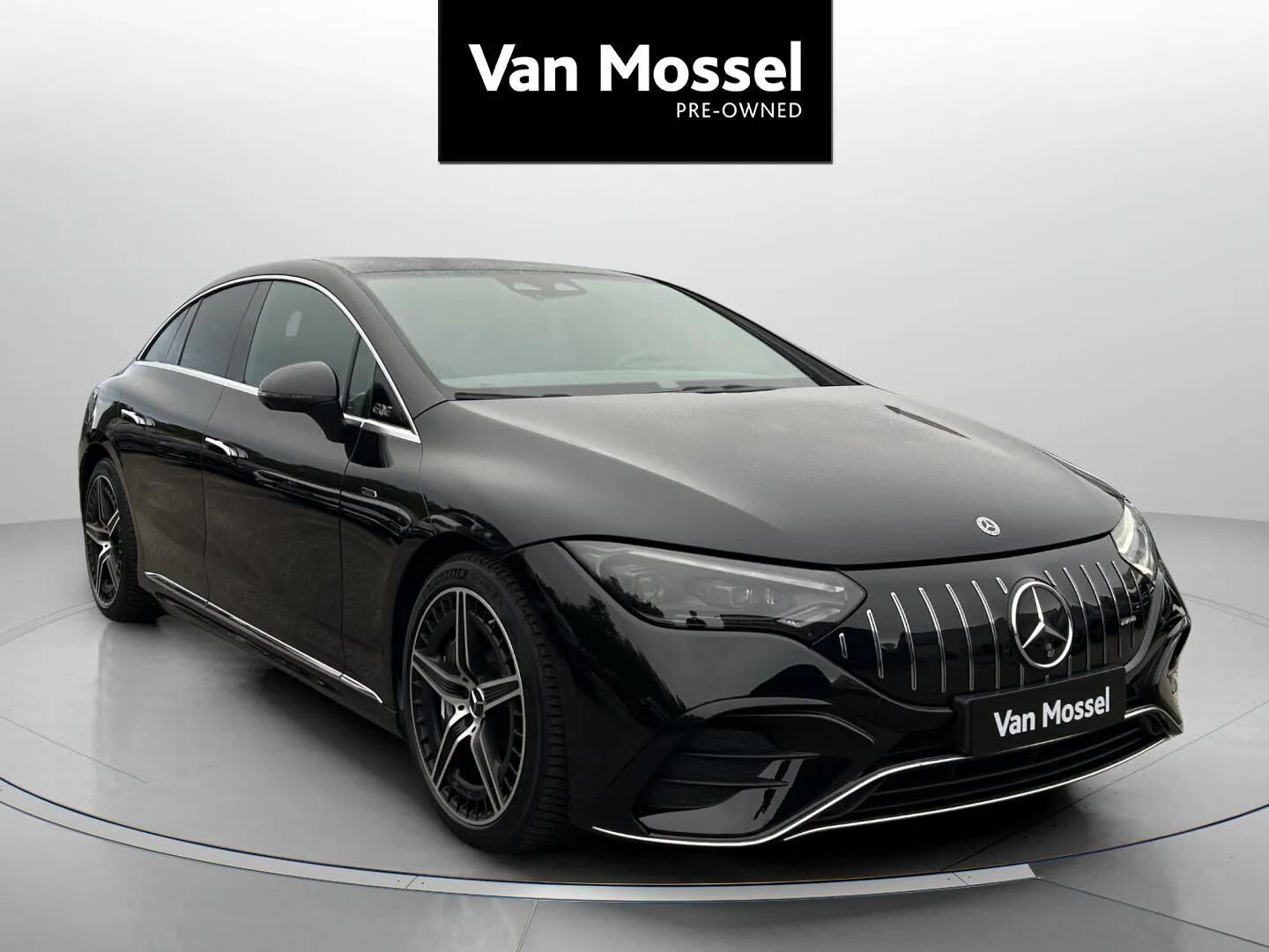 Sort Mercedes EQE 43 AMG fra 2023