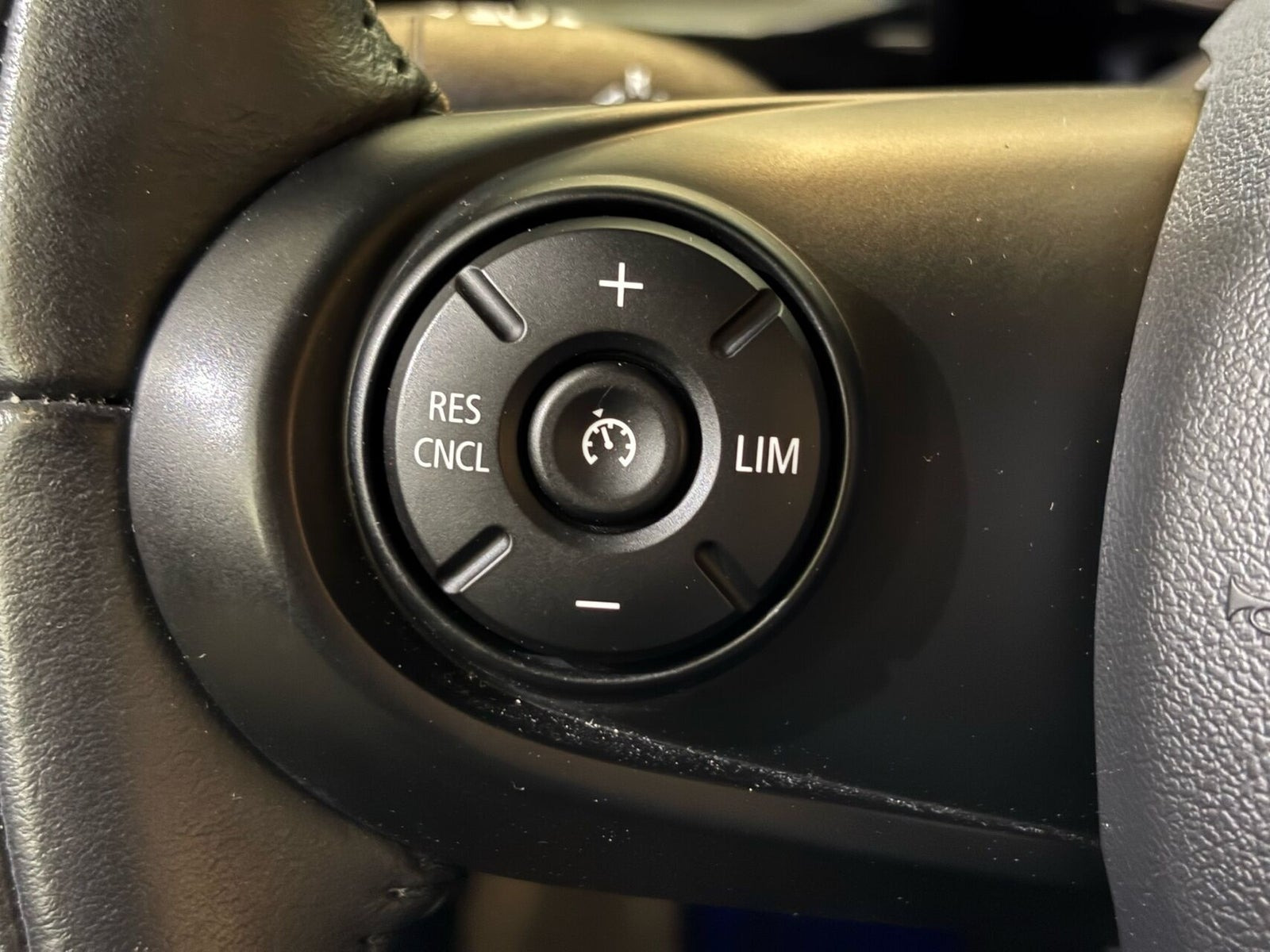 Grøn Mini Cooper SE fra 2021