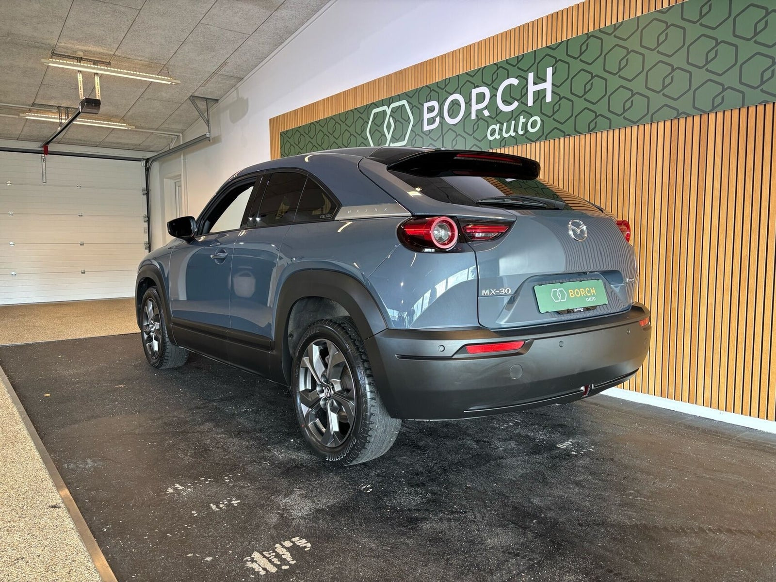 Grå Mazda MX-30 fra 2020