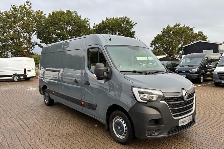 Grå Renault Master IV T35 fra 2019