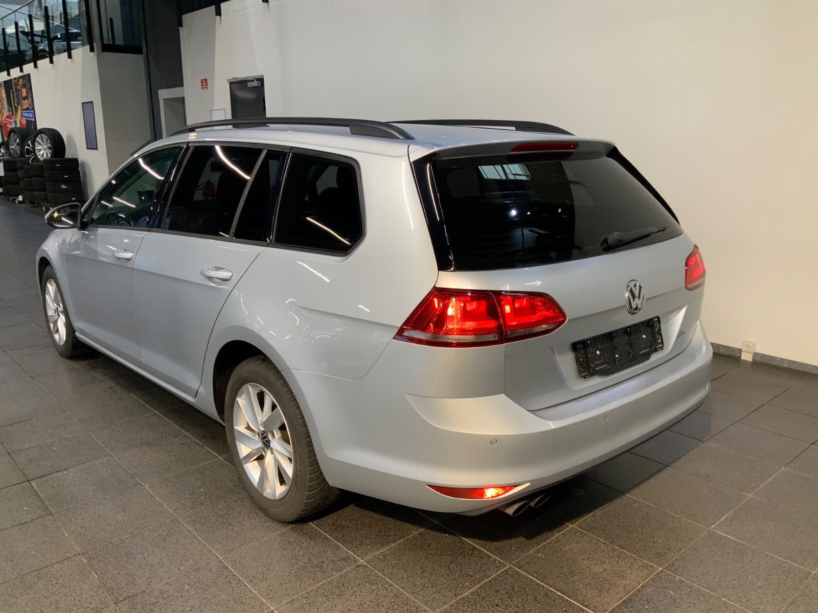 Sølv VW Golf VII fra 2014