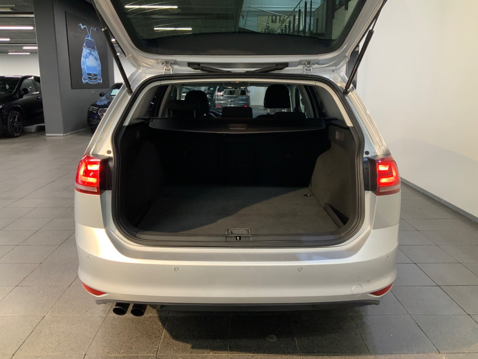 Sølv VW Golf VII fra 2014